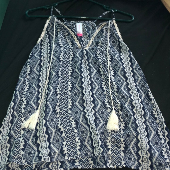 tank top - Picture 1 of 2